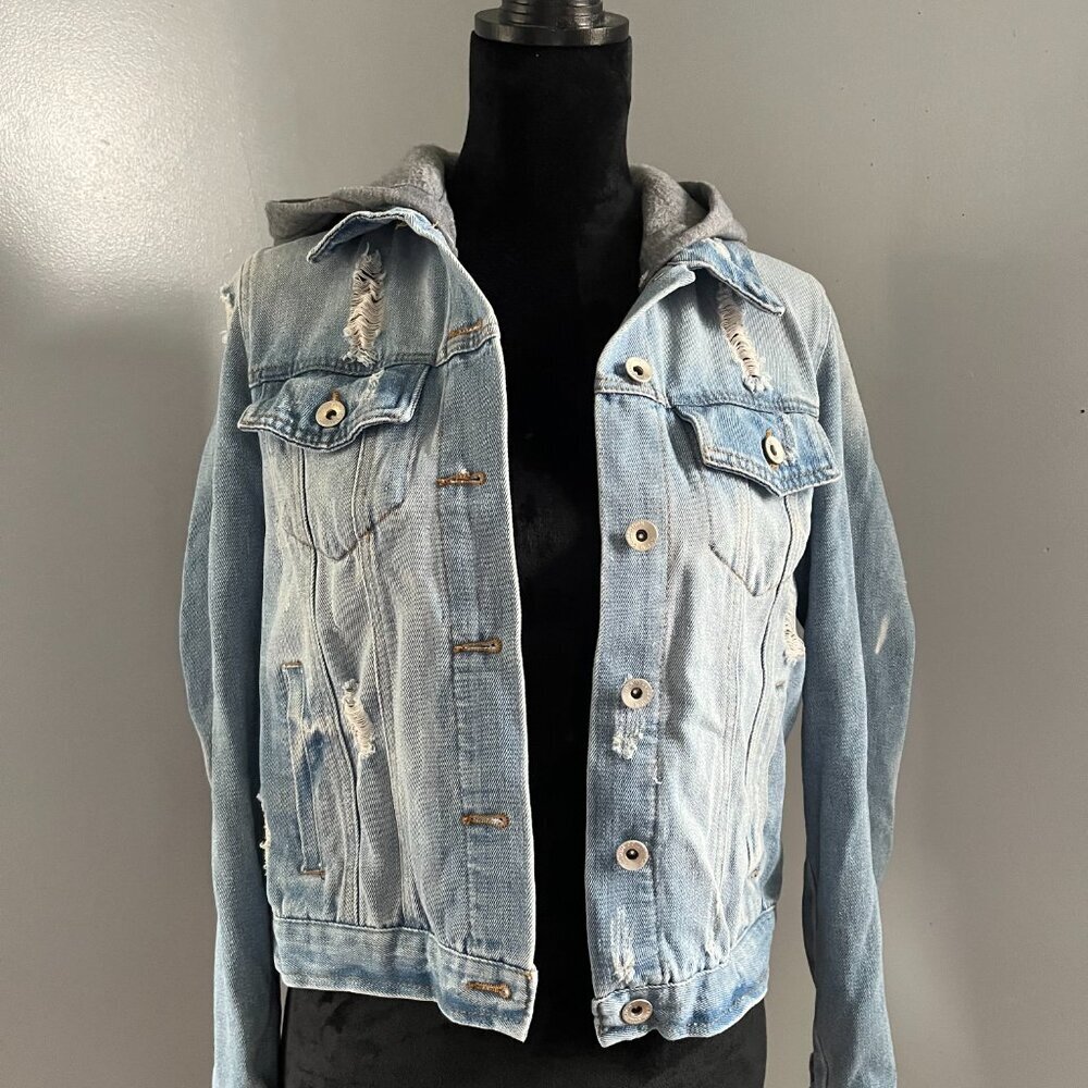 Ci Sono Denim Jacket, Removable Hood, Distressed, Size Large, Style DJK161 - Picture 6 of 10